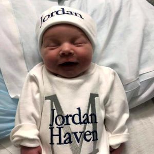 Meet your Posher, Sharon